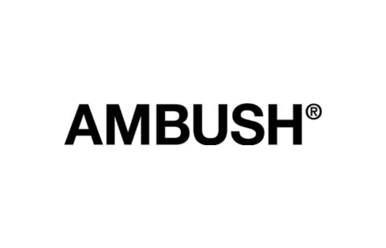 AMBUSHのロゴ