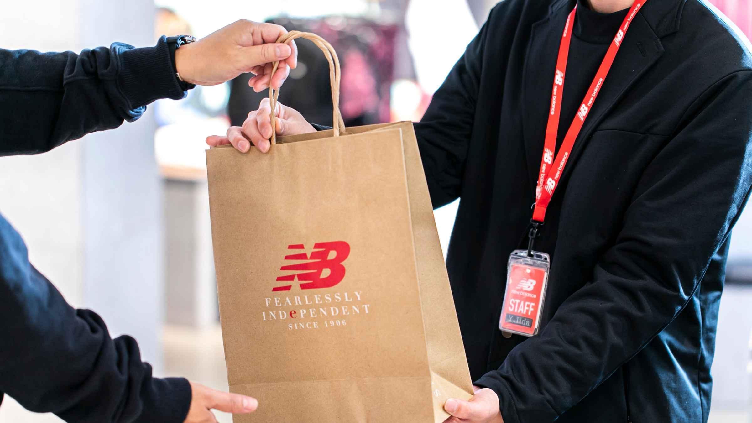 バッグ・シューズ販売募集！ New Balance | 北海道札幌市中央区