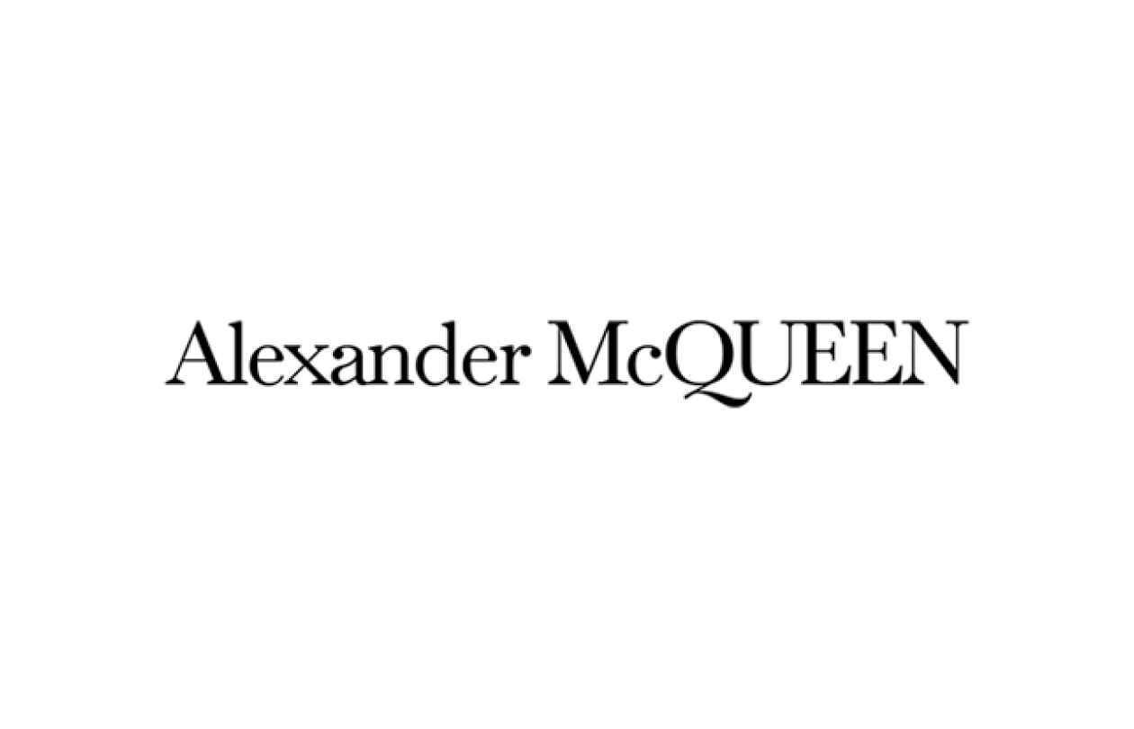 Alexander McQueenのロゴ